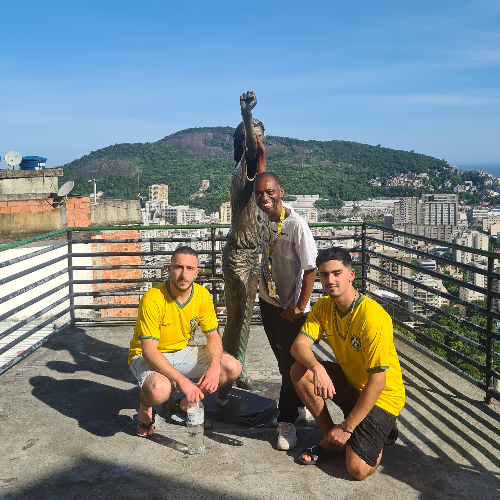 Favela dona Marta tour