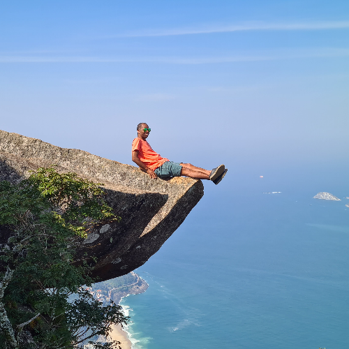 Gavea stone Trail